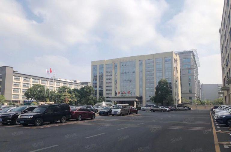 厚街镇工业区楼上带精装修办公室地坪漆厂房1500平方低价出租