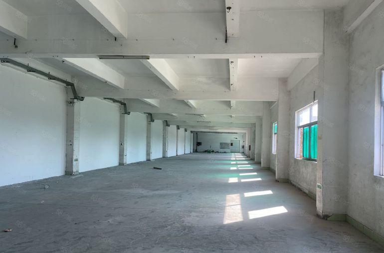 平山188工业区标准1楼出租1900平主线到车间大小面积都有