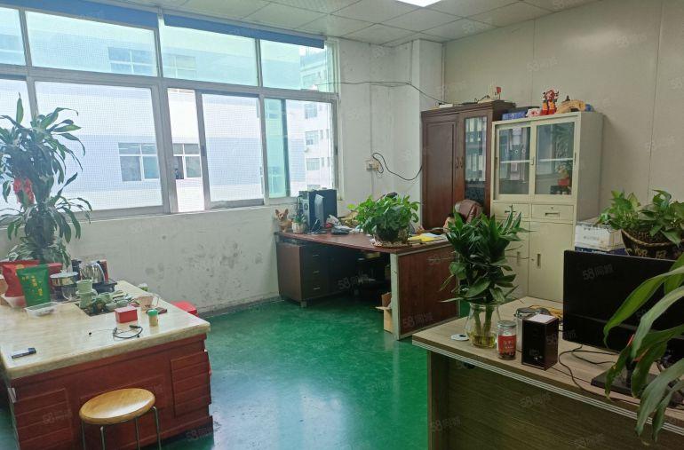 塘厦新出楼上500平带装修小厂房出租，整层吊顶小五金加工耳机
