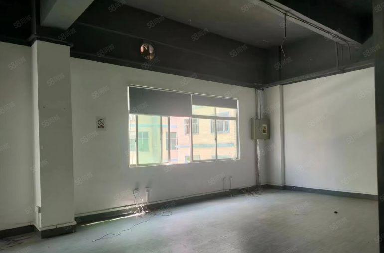 新出塘厦沙湖1800平方标准厂房，带办公室装修