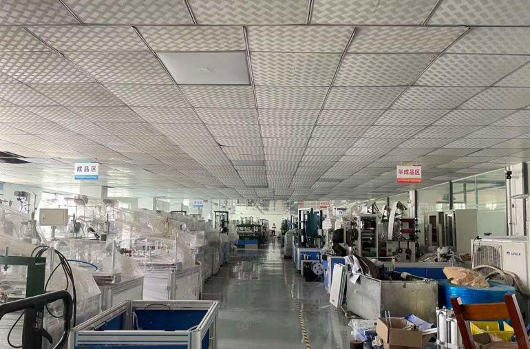 蛟乙塘村楼上1600平带精装修，交通方便，易招工，价格便宜