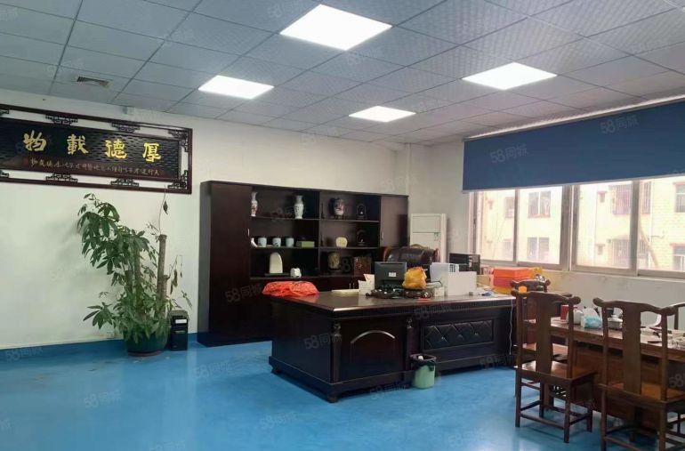 12全包塘厦楼上精装修厂房特价出租，超大实用空间现成办公水电