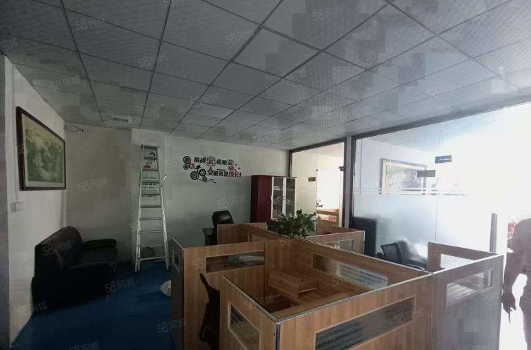 塘厦石鼓楼上空出650平出租，豪华装修，水电齐全，租金实惠