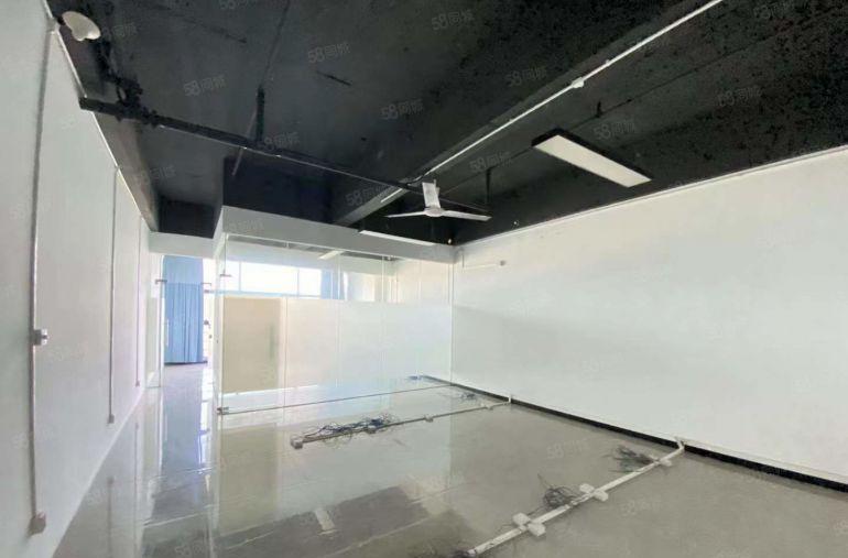 凤岗沃尔玛附近低价出租楼上电商仓库电子加工厂房740平可分租