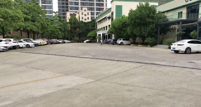 塘厦诸佛岭新空三楼1120平可分，水电到位带地坪漆格局方正