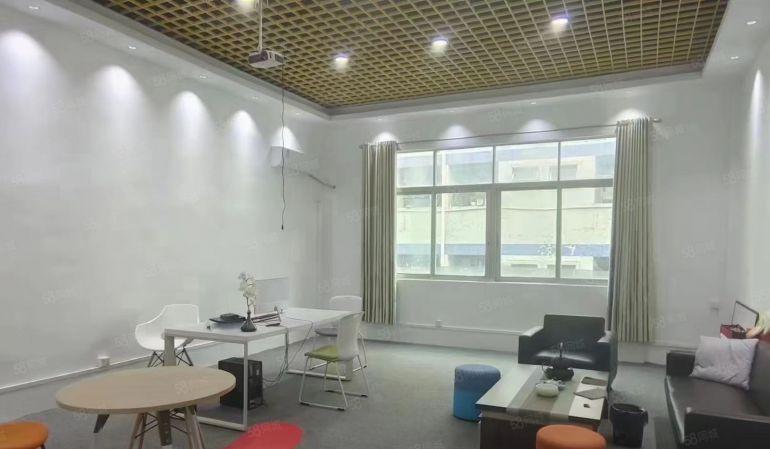 独栋厂房，现成装修，主线到车间，空地大，高速路口近