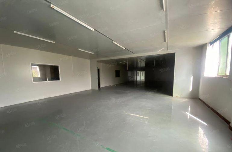 塘厦沙湖原房东直租标准3楼600平方，现成精装修，水电齐全！