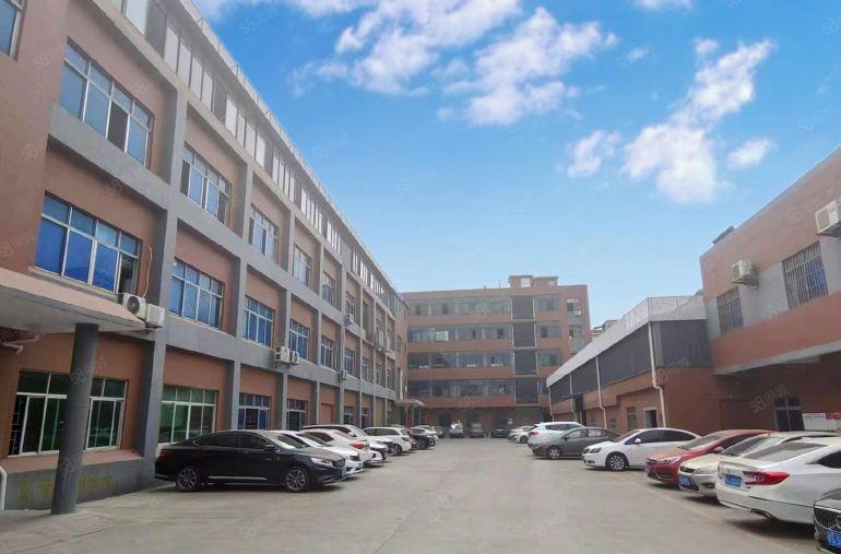 寮步凫山一楼1600平方厂房出租，现成办公室装修车间水电齐全