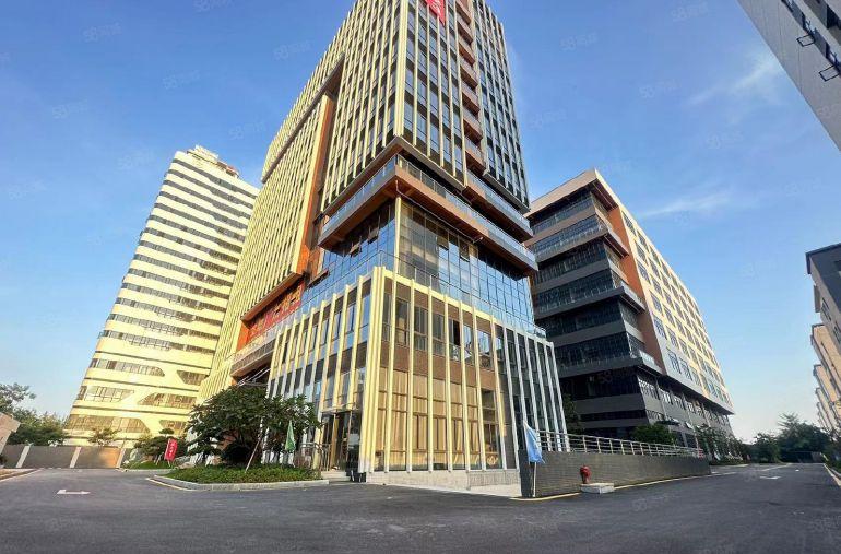 松山湖高标准重工32200平厂房出租5吨货梯承重1.5T