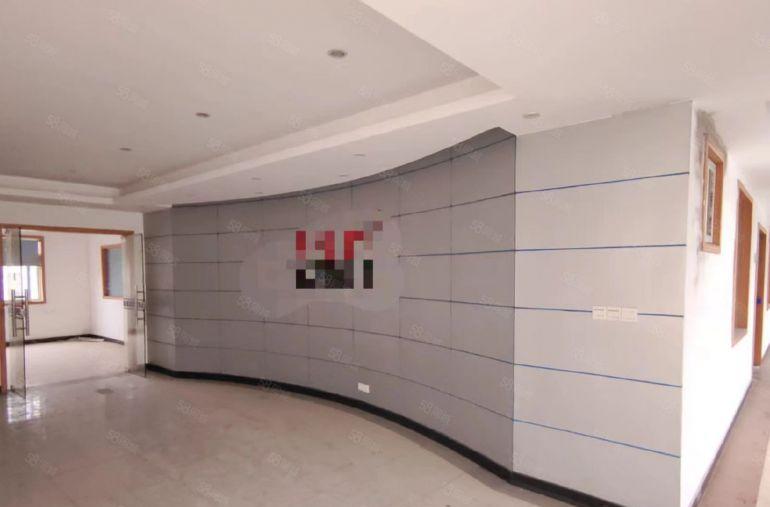 寮步刘屋巷独门独院3500平方厂房出租，现成装修，可办环评。