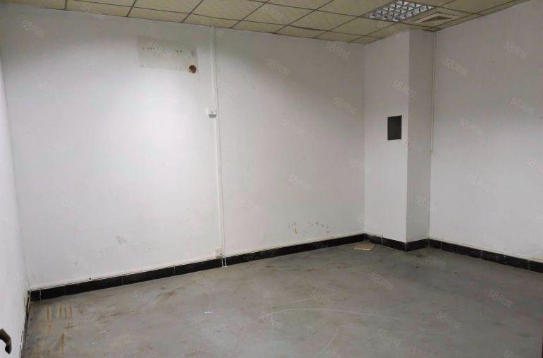 寮步西溪标准独院厂房一楼550平方出租 现成水电办公室