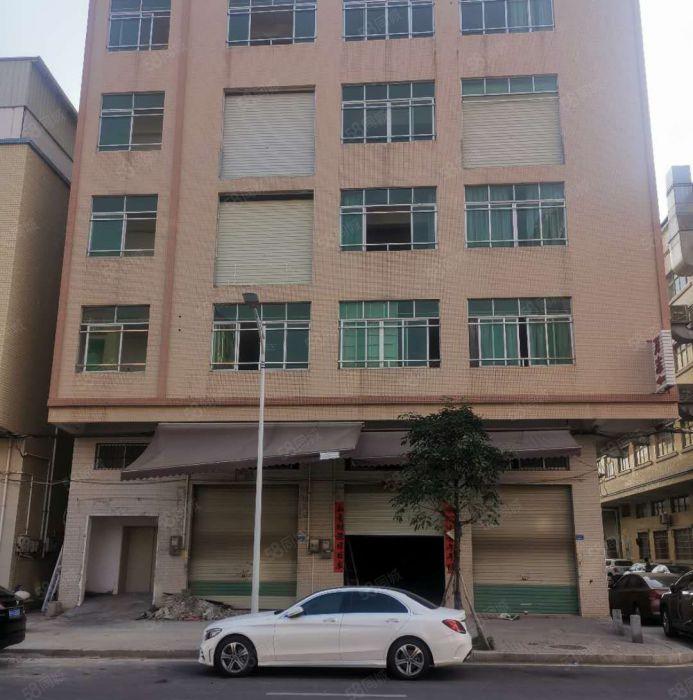 寮步挨东城新出一栋独立厂房出租2000平，形象位置佳，好招工