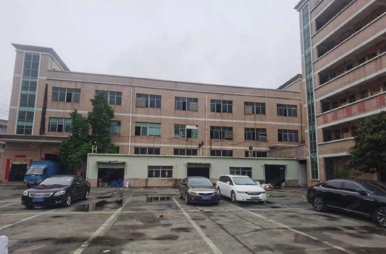 凤岗五联新出原房东8000平独门独院厂房仓库出租，大小分租