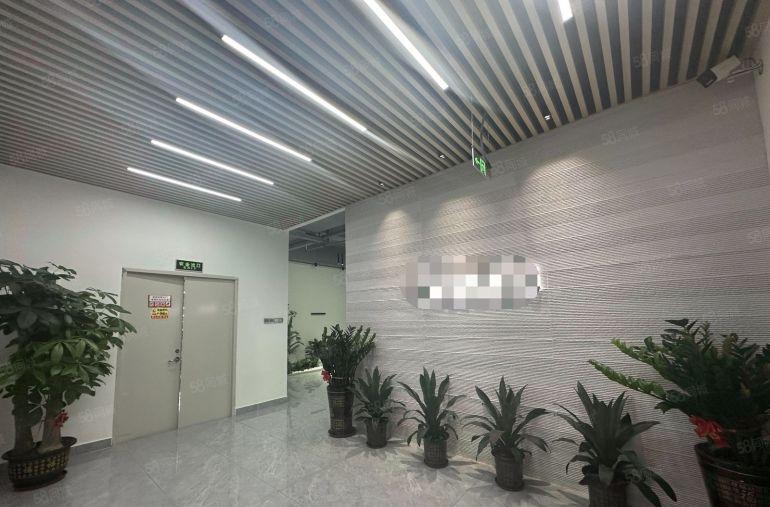 10元！凤岗五联楼上1000平方带装修厂房仓库出租