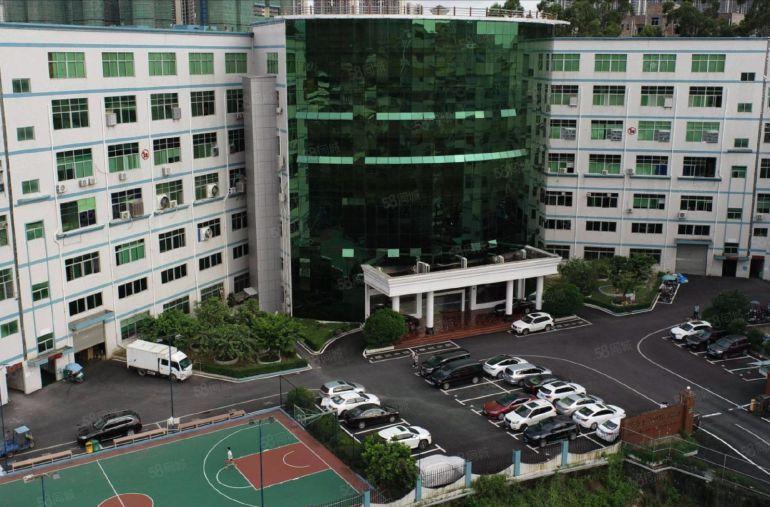 2000平方米带装修厂房！凤岗官井头原房东工业园三楼厂房出租