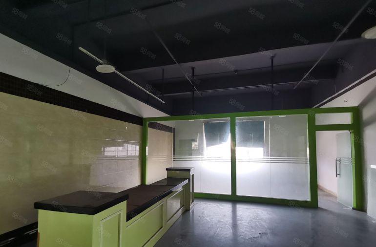 凤岗楼上600平1000平1500平出租可分租