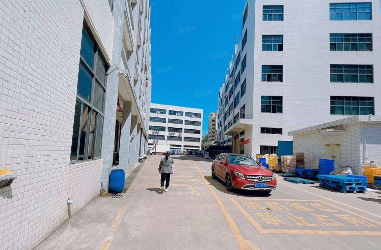 靠近观澜5500平米独院厂房）凤岗新出原房东独院厂房出租