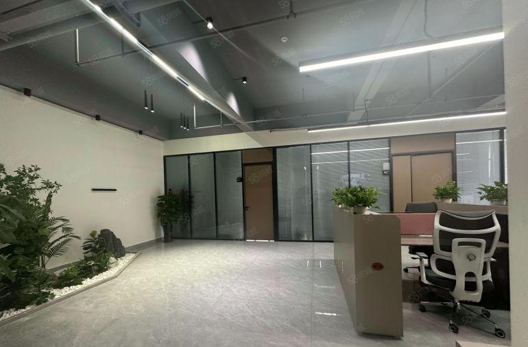 10元！凤岗五联楼上1000平方带装修厂房仓库出租