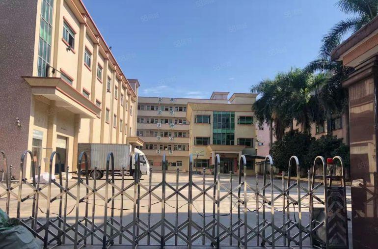 凤岗村委独门独院已空6500平方带装修可办环评厂房仓库出租