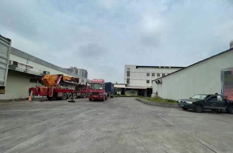 凤岗注塑模具 五金机械 钢材 纸箱一楼8米厂房出租4700平