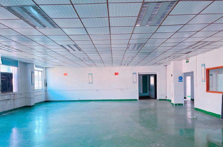 凤岗新出原房东5000平方米带装修独院厂房）实际面积出租