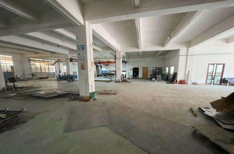 万江黄粘洲一楼1300平方标准厂房出租有现成办公室水电齐全