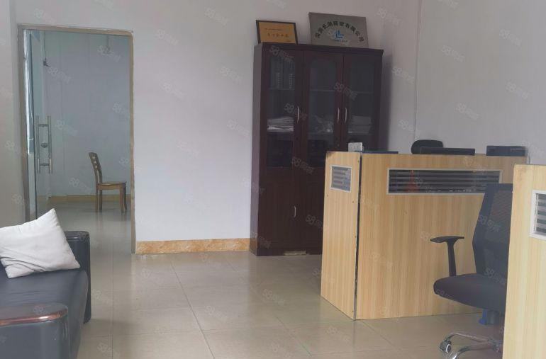 （10元一楼）樟木头原房东厂房出租600平方，带地坪漆