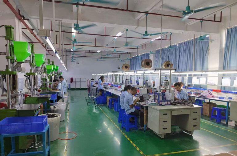 大朗园区楼上精装修900平不要转让费，形象超好可办环评