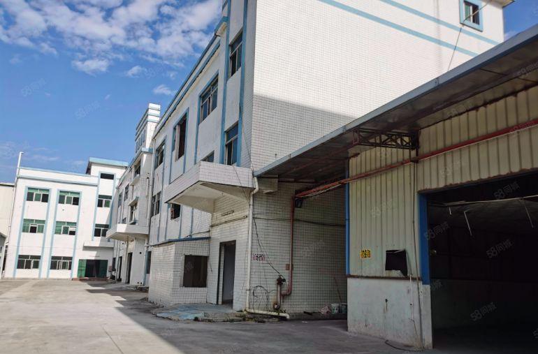 松木山原房东独院5000平 临近高速口 带喷淋 低价厂房出租