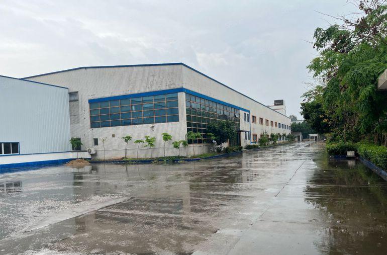 大朗红本双证单一层15000平，滴水10米带6部10吨行车