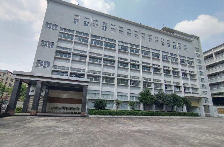 （精装修，水电齐全）楼上1000平厂房出租，工业园，形象好！