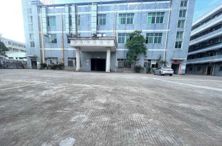 黄江新出独门独院标准厂房6800平方三层可和租