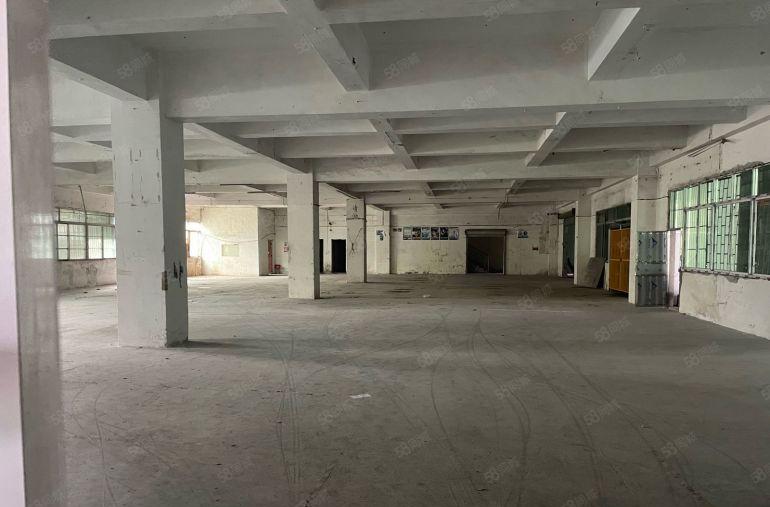 黄江镇中心独栋厂房2900平低价出租带办公室形象好空地大