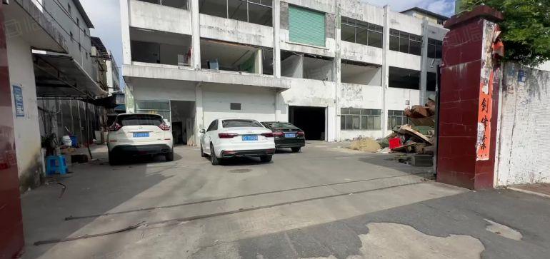 大岭山原房东经典独门独院6000平方厂房出租