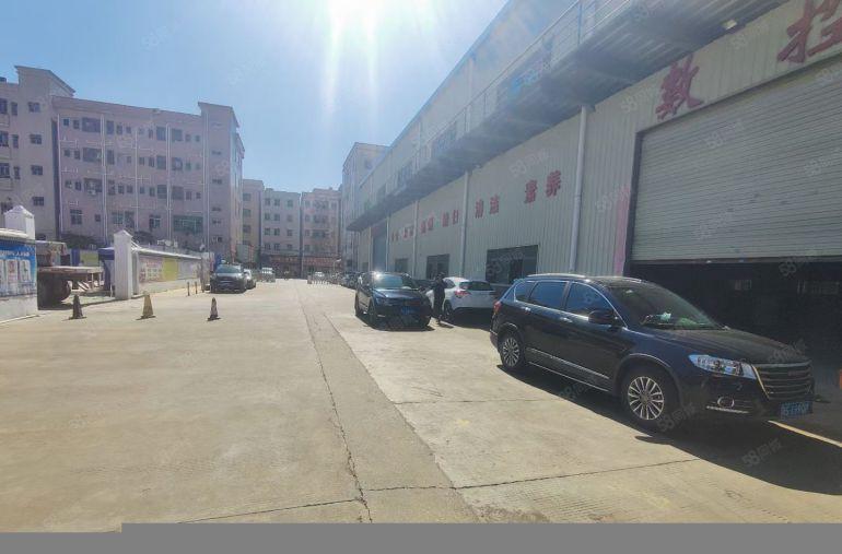 大岭山镇龙大高速出口原房东滴水12米单一层钢构4200平方！