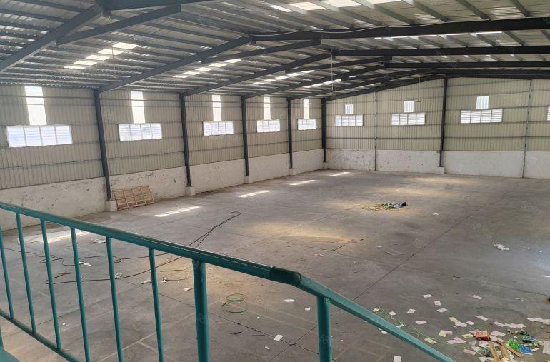 横沥新出原房东独院靠山厂房，可做污染空地大好进出挂车钣金塑料