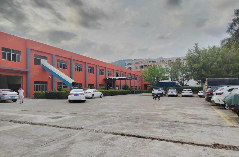 横沥工业区新出原房东标准独门独院5600平方低价出租