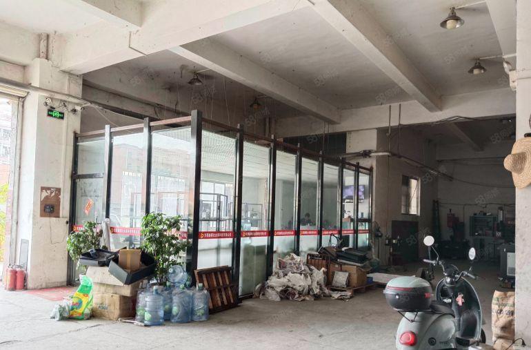 桥头原房东厂房800平方出租一楼带现成装修办公室行水电到车间