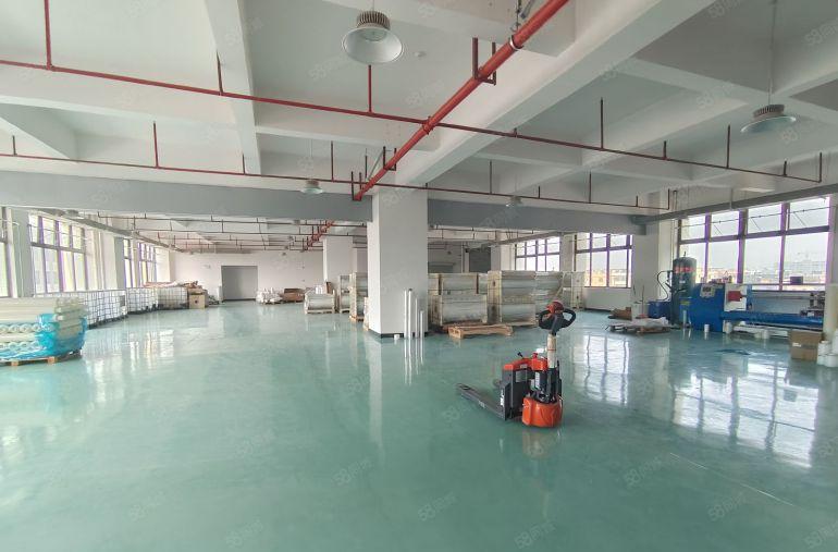 精装修特价10元一平，东坑大道边1400平精装厂房出租