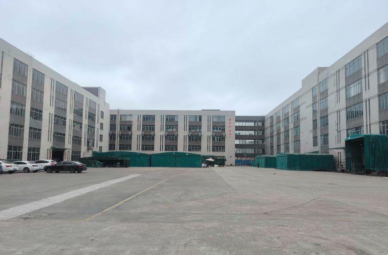 道滘原房东一二楼各2000平精装修厂房仓库，大小分租水电齐全