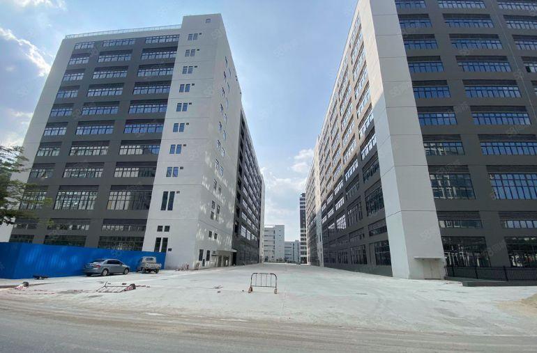 原房东直租！茶山新出8米高20000平全新重工业厂房出租