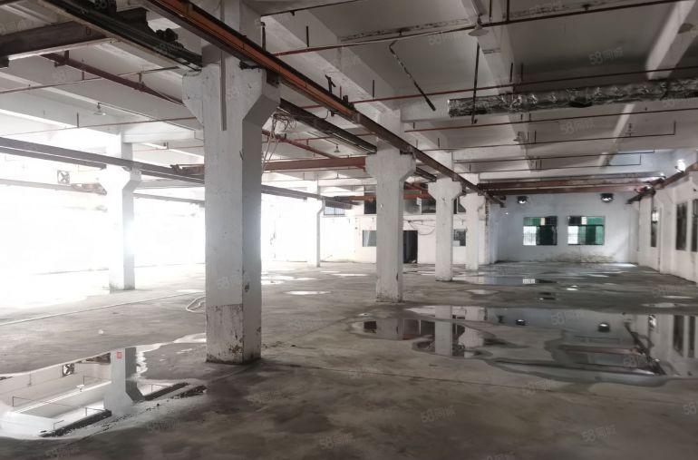 现成塑胶CNC厂房，本地房东分租一二楼2200方（实量）