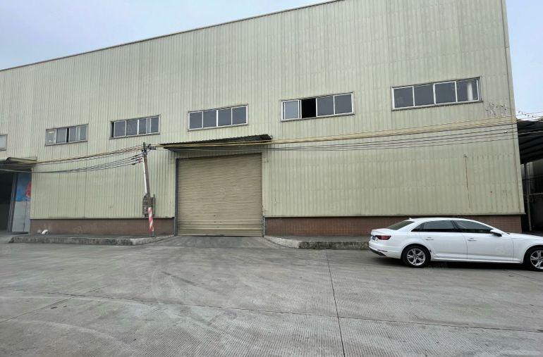 （降价急租！）中堂滴水10米高单一层厂房出租，可架航车。