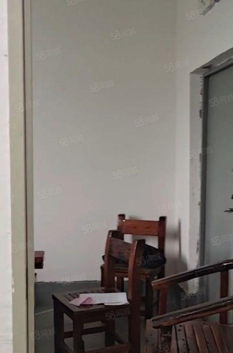 后瑞地铁口精装厂房仓库50平100平200平300至5000