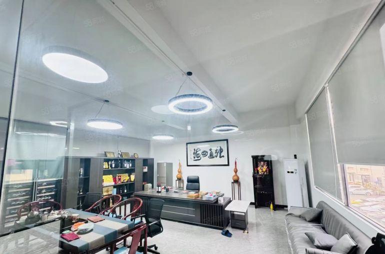 国际会展旁!福永和平楼上豪华装修1300平厂房 适合办公研发