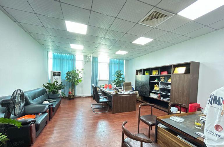 宝安沙井街道地铁口楼上精装修厂房出租