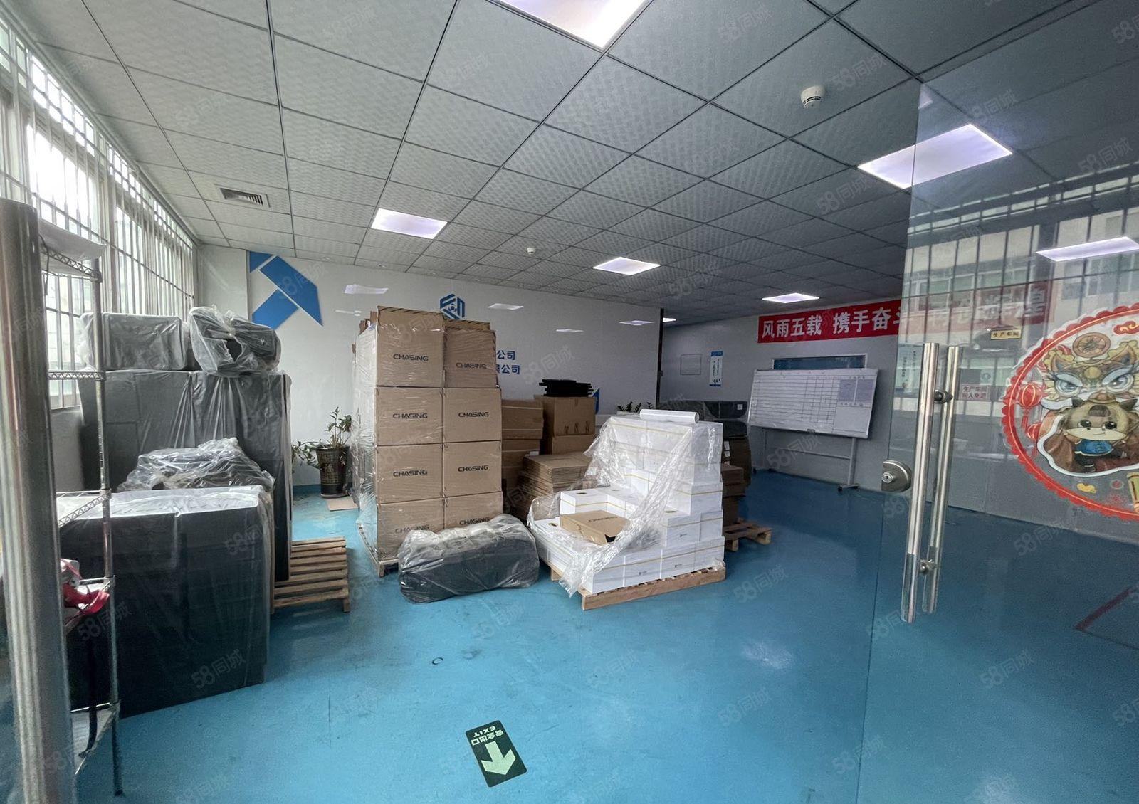无尘车间无转让费！石岩塘头2楼2400平精装修低价厂房出租！