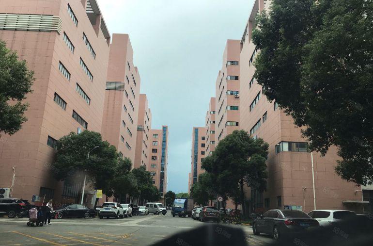 石岩业主红本厂房出租3200平米