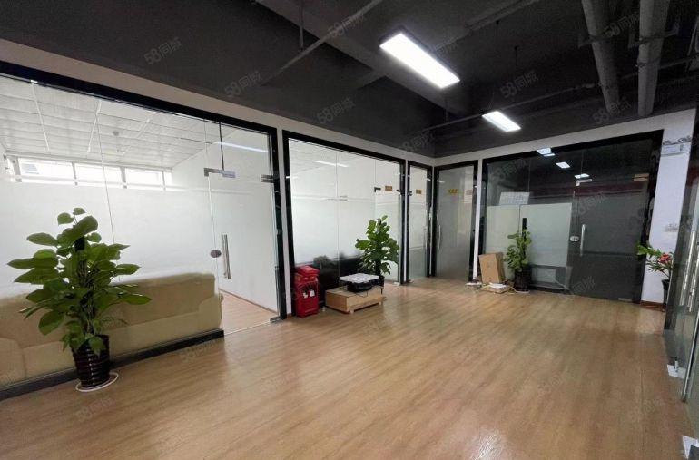 沙井300平到1000平厂房出租带装修靠近地铁站形象好空地大