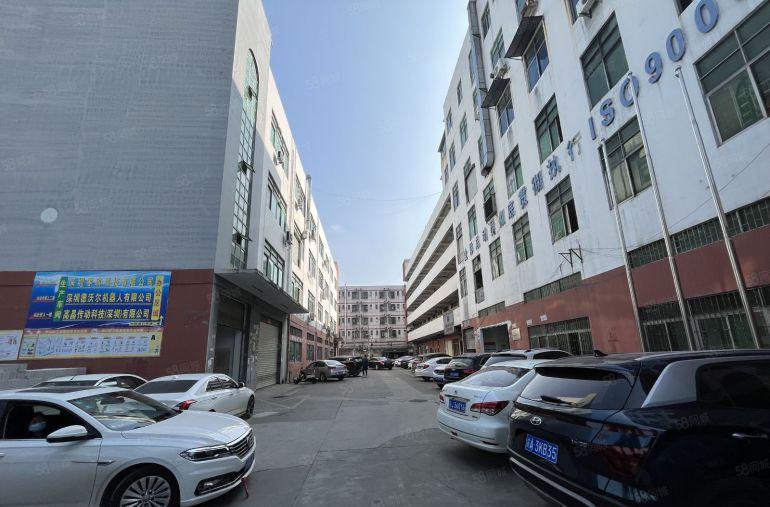 松岗高速路旁原房东红本800平方厂房仓库低价出租可办公